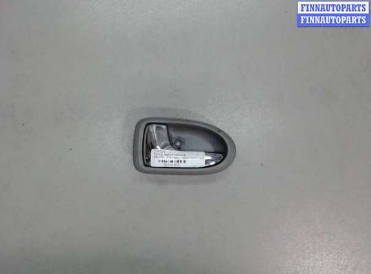 купить Ручка двери салона на Mazda Premacy 1999-2005