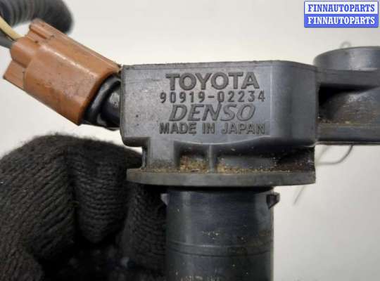Катушка зажигания на Toyota Highlander I (XU20)