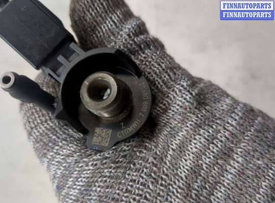 купить Форсунка топливная на BMW 3 E90, E91, E92, E93 2005-2012