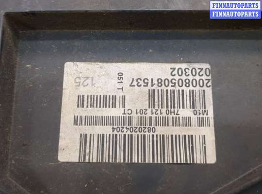 купить Вентилятор радиатора на Volkswagen Transporter 5 2003-2015