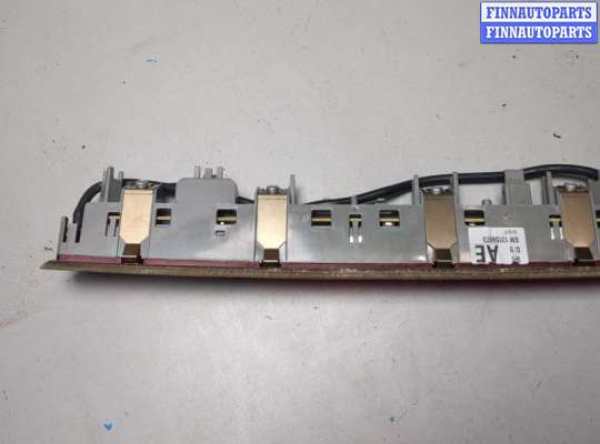 купить Фонарь дополнительный (стоп-сигнал) на Opel Signum