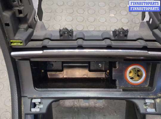 купить Консоль салона (кулисная часть) на Volkswagen Passat 6 2005-2010