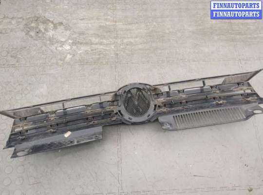 купить Решетка радиатора на Volkswagen Golf 6 2009-2012