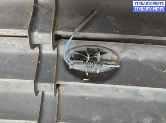 купить Решетка радиатора на Land Rover Range Rover 3 (LM) 2002-2012