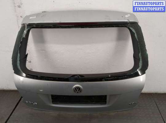 Стекло заднее на Volkswagen Golf V (1K)