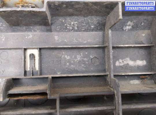 купить Решетка радиатора на Volkswagen Transporter 4 1991-2003