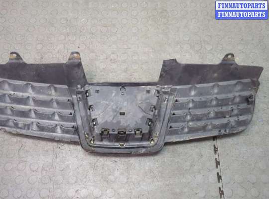 купить Решетка радиатора на Nissan Qashqai 2006-2013
