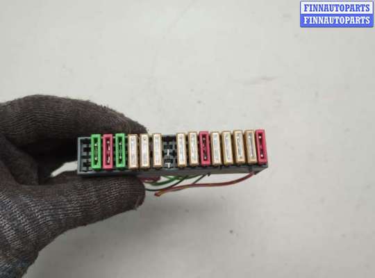 купить Блок предохранителей на BMW 7 E38 1994-2001