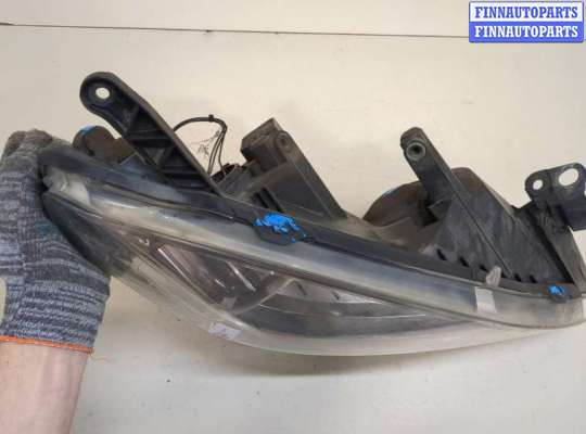 купить Фара (передняя) на Opel Zafira B 2005-2012