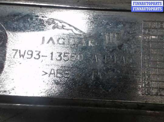 купить Накладка крышки багажника (двери) на Jaguar XJ 2003–2008