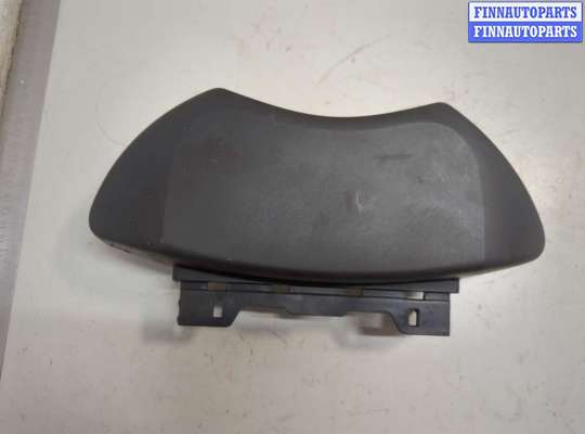 Кожух рулевой колонки RN1587512 на Renault Megane 3 2009-2016