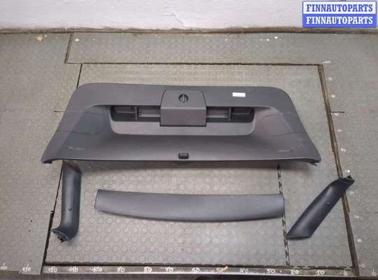 купить Обшивка крышки (двери) багажника на Volkswagen Golf 7 2012-2020