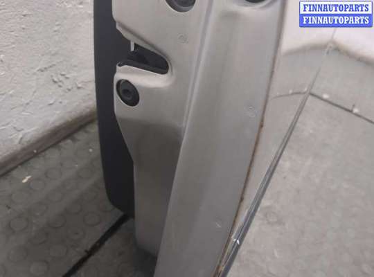 Замок боковой двери на Volkswagen Golf IV (1J)