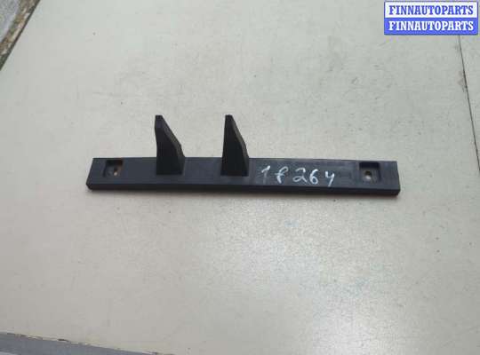 Кронштейн бампера AU1733744 на Audi A4 (B8) Allroad 2009-2016