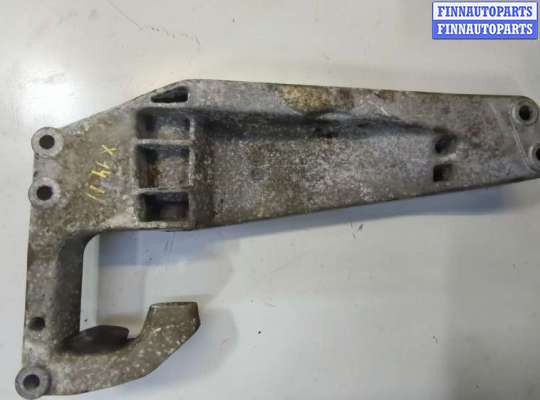 Кронштейн КПП BM3382784 на BMW X3 F25 2010-2017