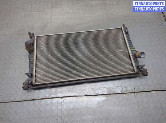купить Радиатор охлаждения двигателя на Volvo S40 2004-2012