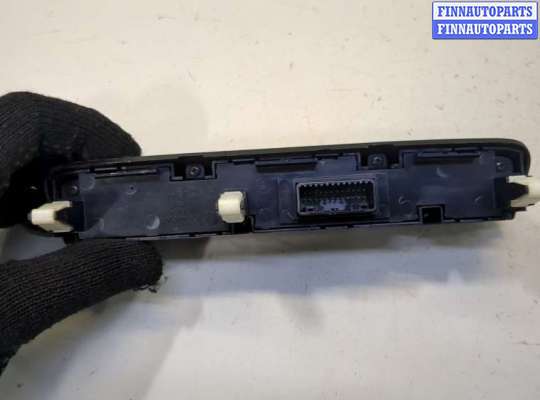 купить Кнопка обогрева сидений на KIA Sorento UM 2014-2020