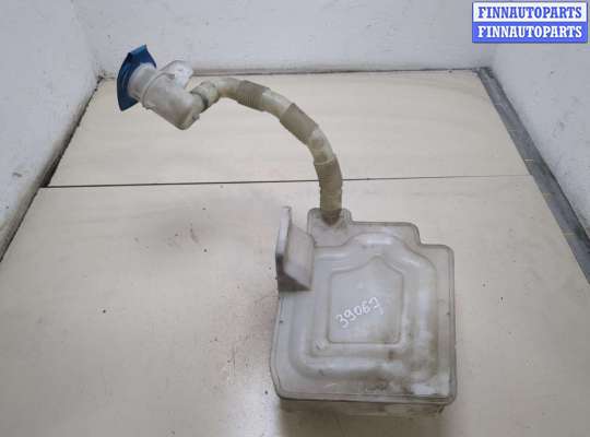 Бачок омывателя VG2536490 на Volkswagen Golf 5 2003-2009