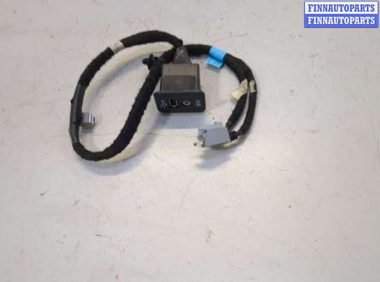 купить Разъем AUX/USB на Dodge Journey 2011-2020
