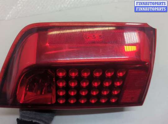 купить Фонарь (задний) на Infiniti QX56 2004-2010