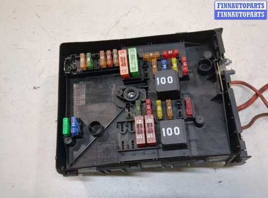 купить Блок предохранителей на Volkswagen Tiguan 2007-2011
