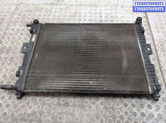 купить Радиатор охлаждения двигателя на Renault Megane 2 2002-2009