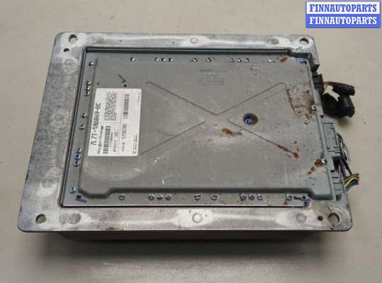 Усилитель звука LN16369 на Lincoln Navigator 2006-2014