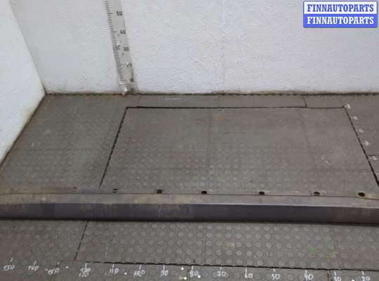 купить Накладка на порог на Pontiac Vibe 1 2002-2008