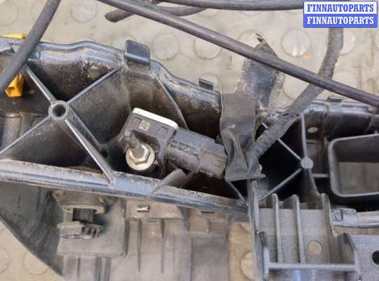 купить Рамка передняя (телевизор) на Ford Escape 2015-2019