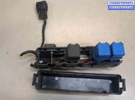 купить Блок реле на Nissan Micra K11E 1992-2002