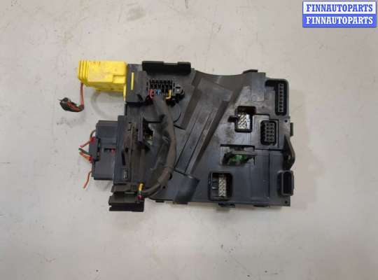 купить Блок управления подрулевыми переключателями на Volkswagen Golf 5 2003-2009