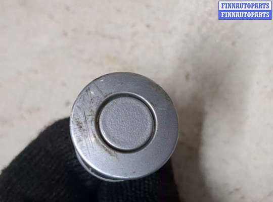 купить Датчик парктроника на Mitsubishi Pajero / Montero 2000-2006