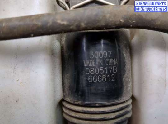 купить Бачок омывателя на Nissan Note E11 2005-2013