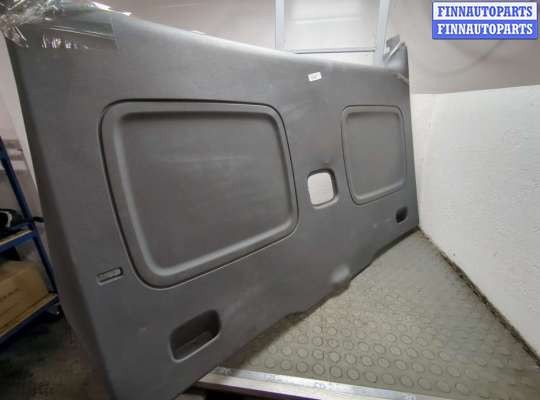 Обшивка крышки (двери) багажника MB1652466 на Mercedes Vito W639 2003-2014