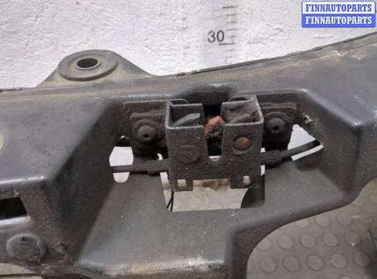 купить Рамка передняя (телевизор) на Land Rover Discovery 3 2004-2009