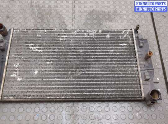 Радиатор охлаждения двигателя MB1690545 на Mercedes Sprinter 2006-2018