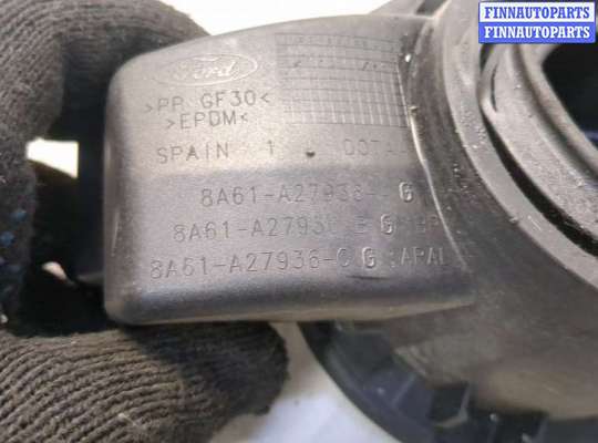 купить Лючок бензобака на Ford Fiesta 2008-2013