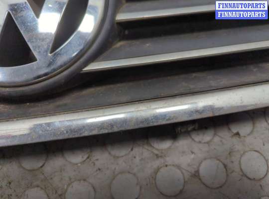 купить Решетка радиатора на Volkswagen Passat 5 2000-2005