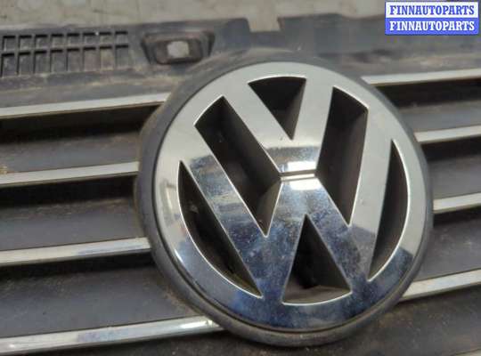 купить Решетка радиатора на Volkswagen Passat 5 2000-2005
