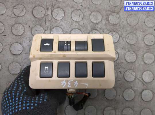 купить Кнопка открывания багажника салонная на Subaru Legacy (B15) 2014-2020