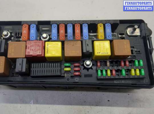 купить Блок предохранителей на Saab 9-3 2002-2014
