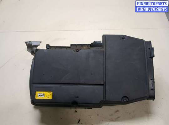 купить Корпус воздушного фильтра на Mercedes C W204 2007-2013
