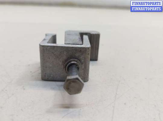 купить Кронштейн (лапа крепления) на Volkswagen Amarok 2010-2025