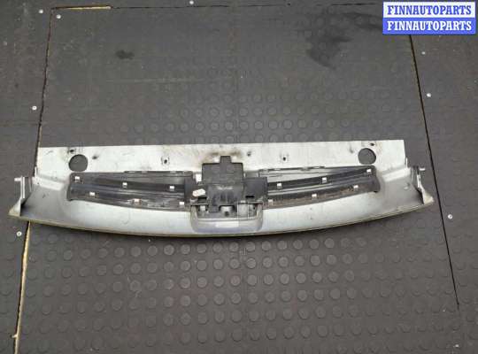 купить Решетка радиатора на Peugeot Partner 2002-2008