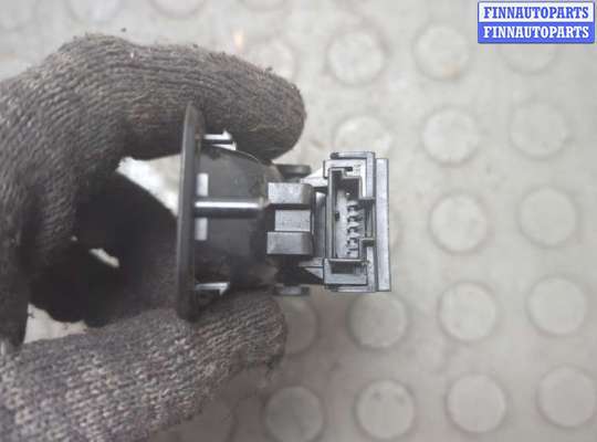 Кнопки на Mercedes-Benz GLC (X253/C253)