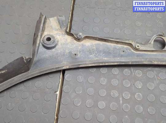 купить Жабо под дворники (дождевик) на BMW 7 F01 2008-2015