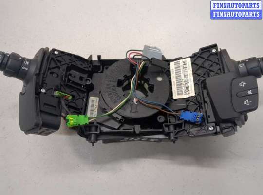 Купить Переключатель поворотов и дворников (стрекоза) на Renault Scenic 2003-2009 Переключатель поворотов и дворников (стрекоза) RN1592251 на Renault Scenic 2003-2009