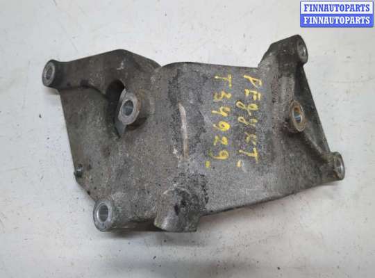 купить Кронштейн редуктора на Nissan Qashqai 2006-2013