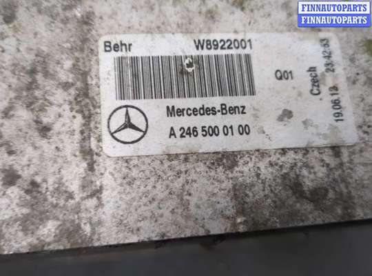 купить Радиатор интеркулера на Mercedes B W246 2011-2014