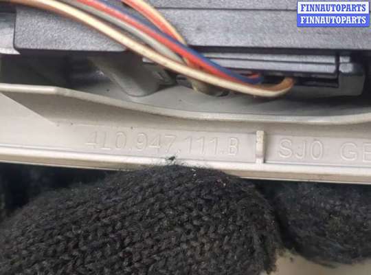купить Фонарь салона (плафон) на Audi Q7 2005-2015